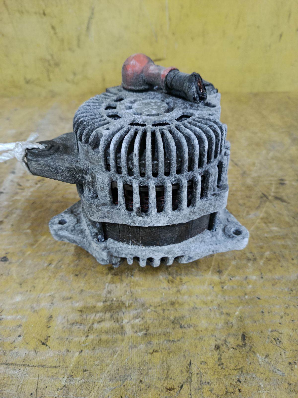 Генератор 23100-1HZ1A на Nissan Note E12 HR12DE Фото 1