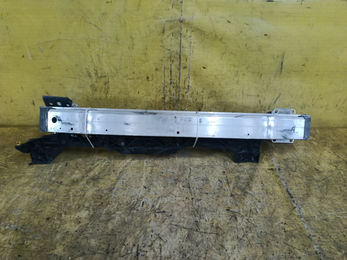 Планка телевизора 9807148180 на Peugeot 308 T9 HN02 Фото 1