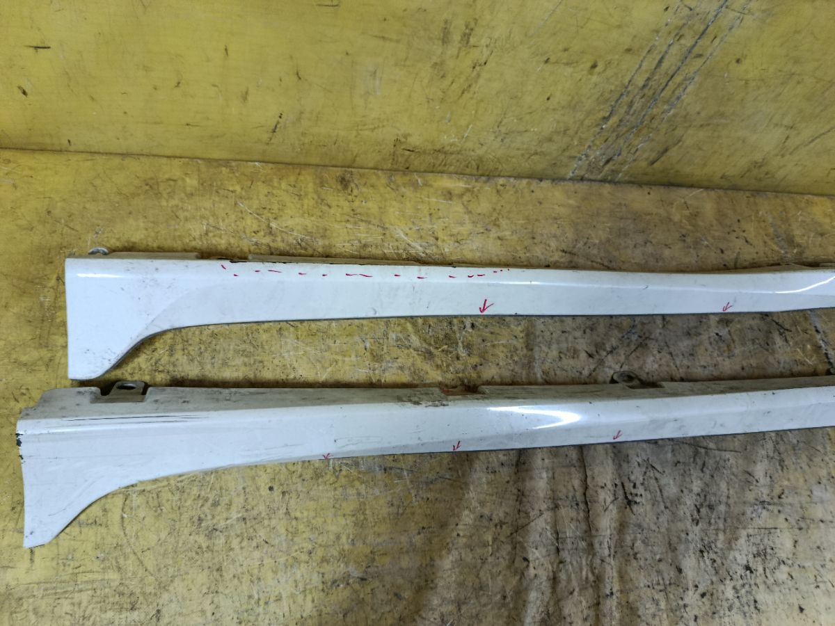 Порог кузова пластиковый ( обвес ) H5920-3VA**, K6010-3VA**, G6851-3VA**,G6852-3VA** на Nissan Note NE12 Фото 2