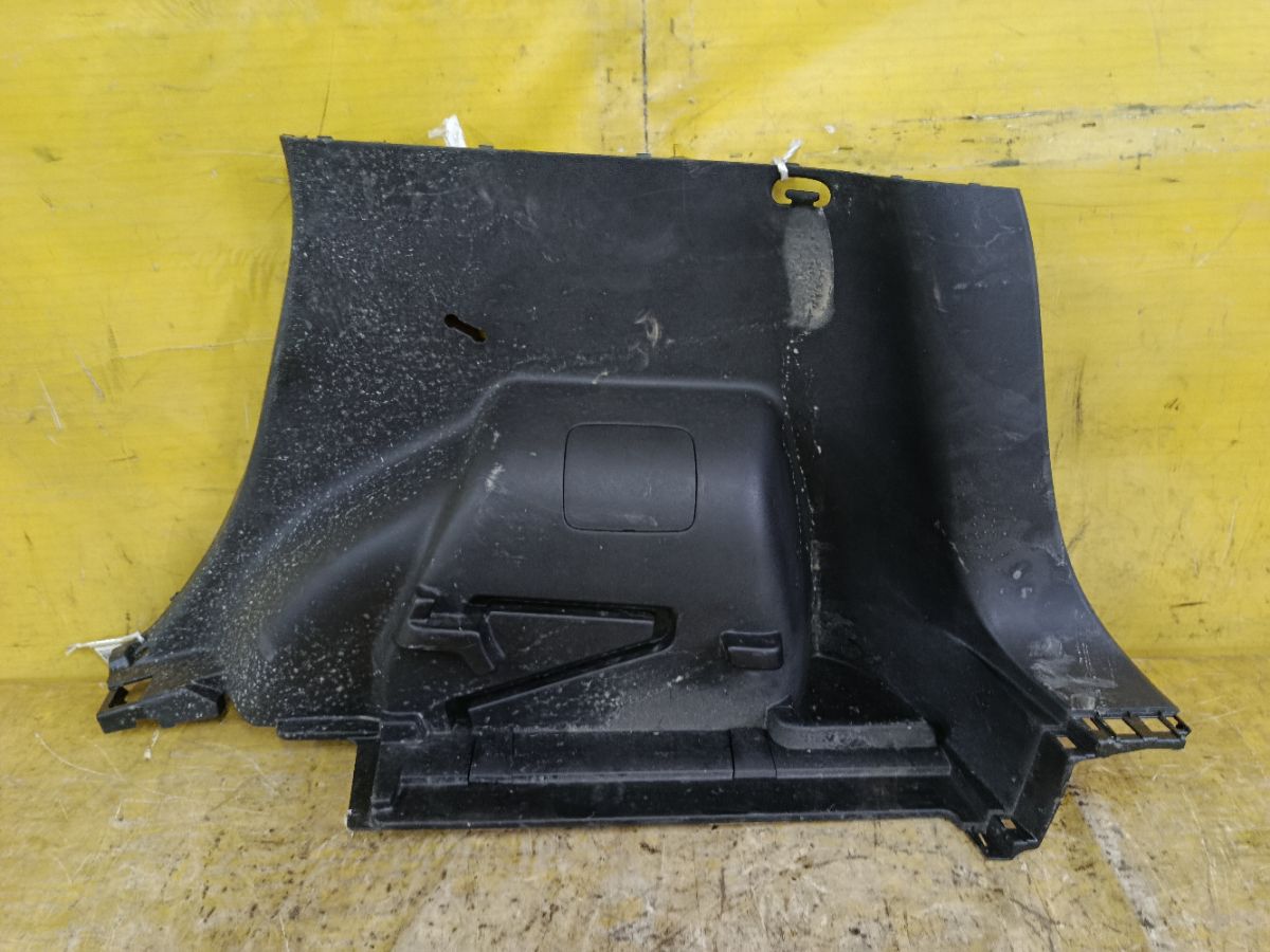 Обшивка багажника 84950-3VA0A на Nissan Note E12 Фото 1