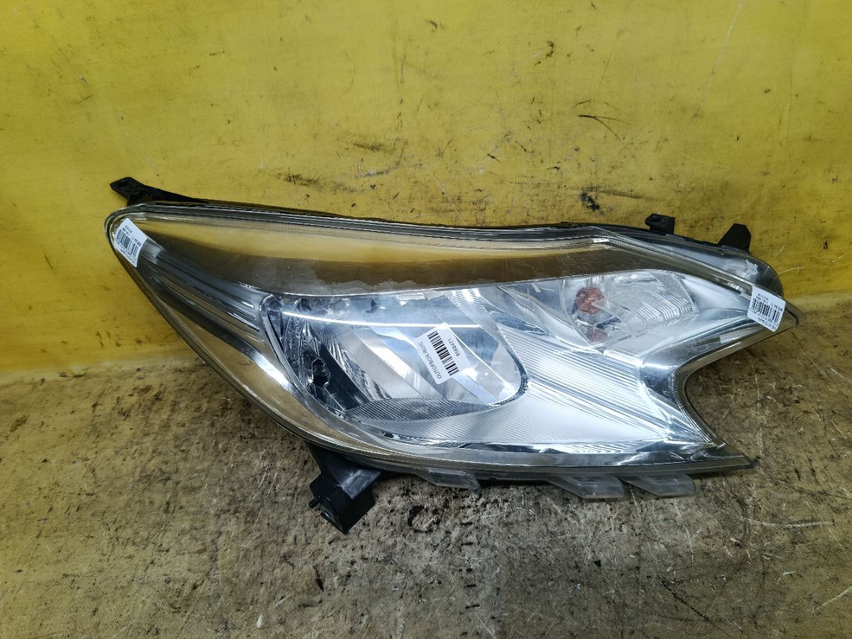 Фара 1868 1868, на Nissan Note E12 Фото 1