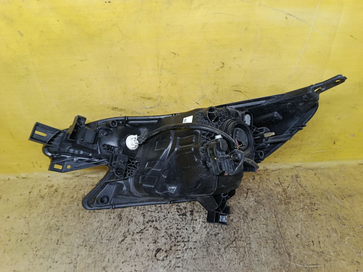 Фара 1868 1868, на Nissan Note E12 Фото 2