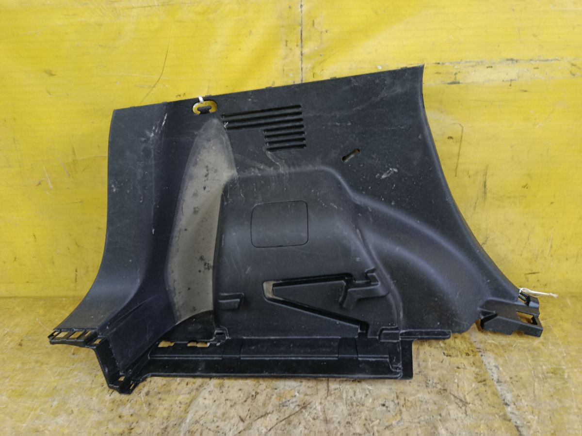 Обшивка багажника 84951-3VA0A на Nissan Note E12 Фото 1
