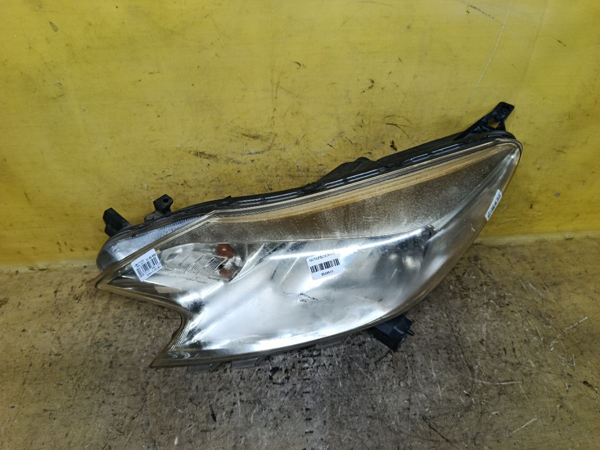 Фара 1868 1868, на Nissan Note E12 Фото 1