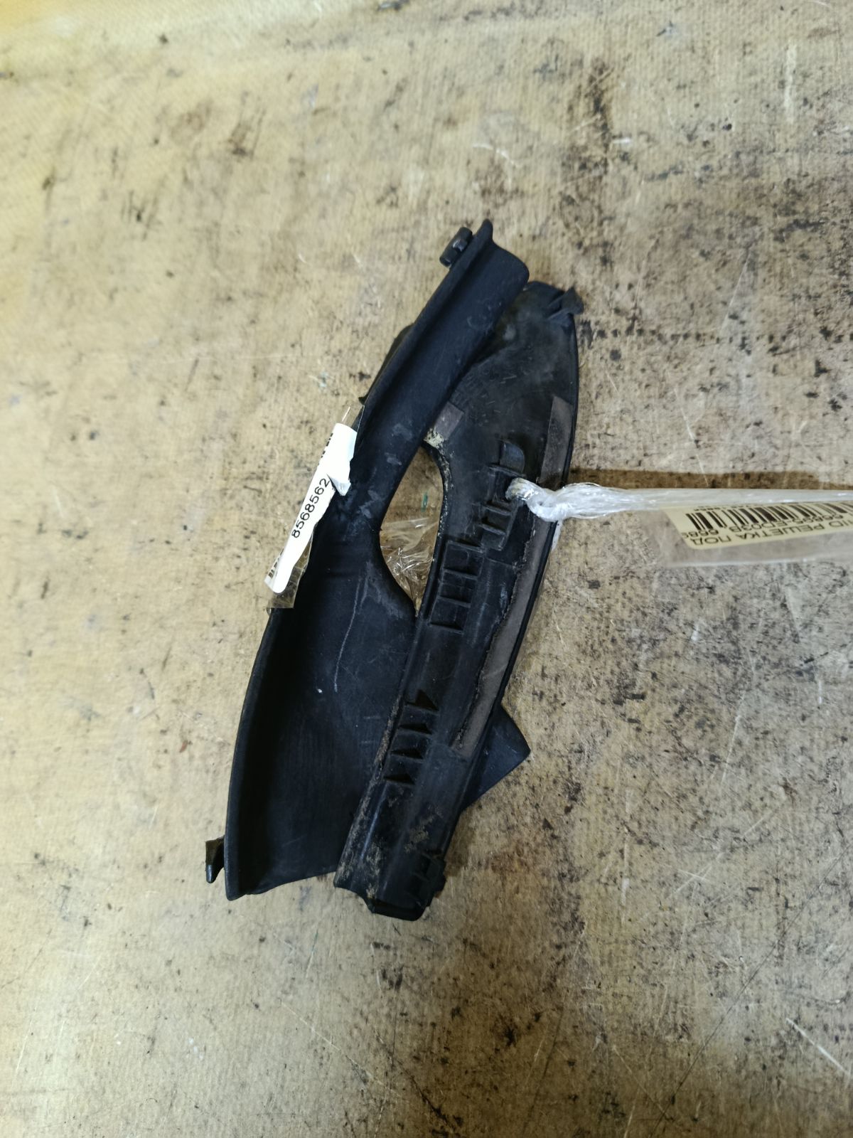 Решетка под лобовое стекло 66895-ED03B, 66894-ED03B на Nissan Tiida NC11 Фото 1