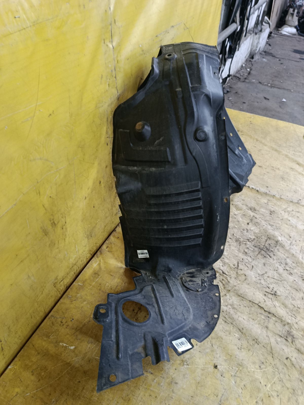 Подкрылок GAA956140 на Mazda Atenza GHEFP LF Фото 3