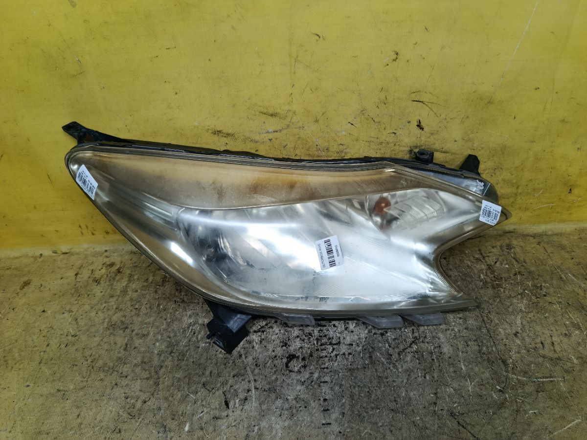 Фара 1868 1868, на Nissan Note E12 Фото 1