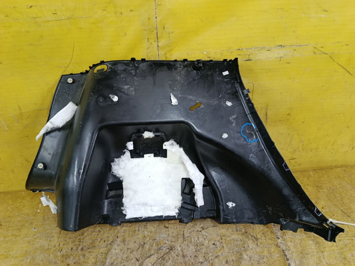 Обшивка багажника 84950-3VA0A на Nissan Note E12 Фото 2