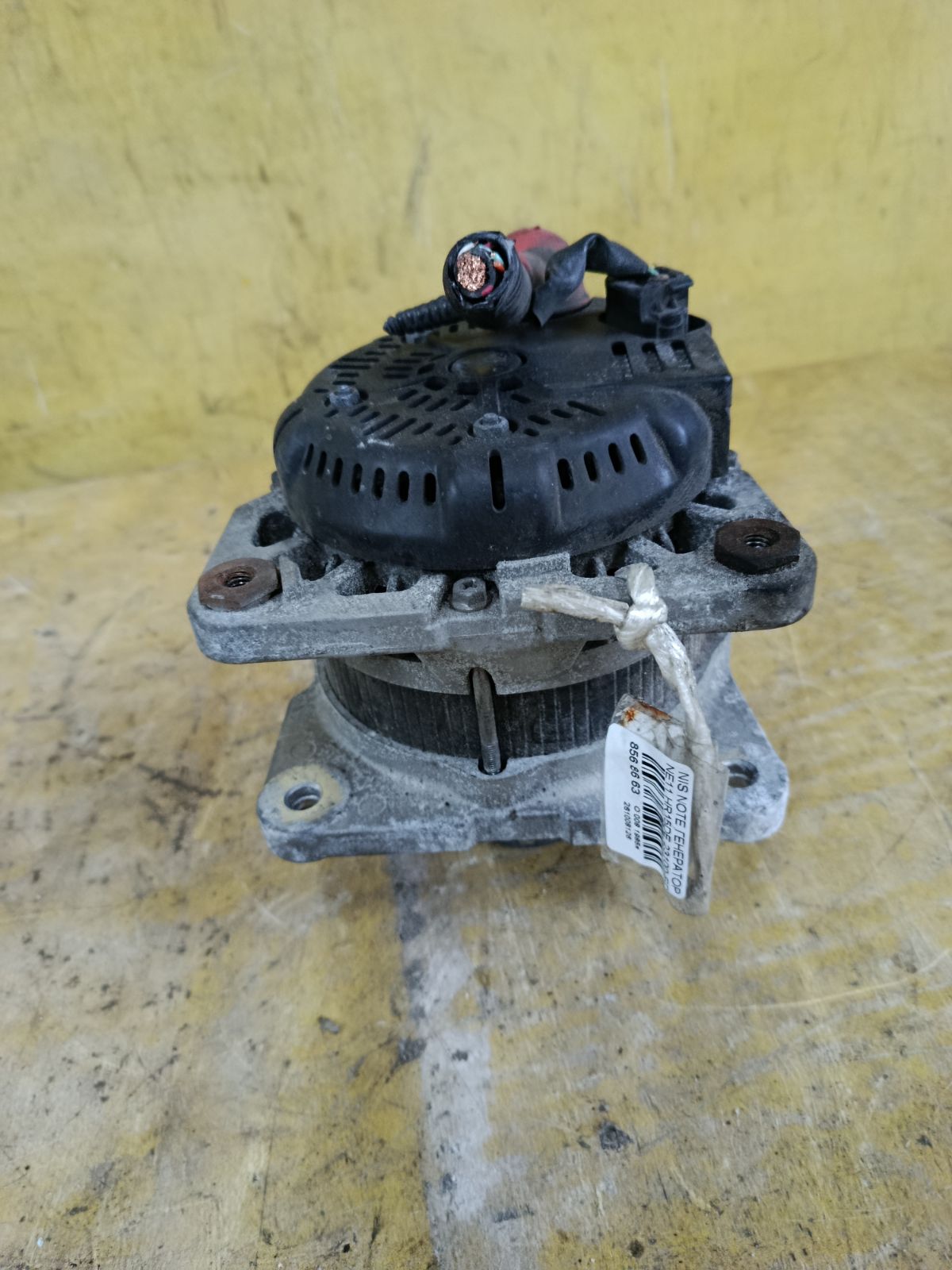 Генератор 23100-ED30B на Nissan Note NE11 HR15DE Фото 1