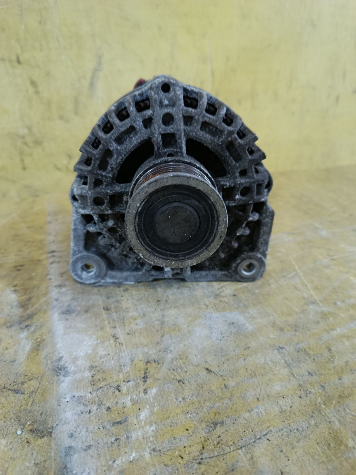 Генератор 23100-ED30B на Nissan Note NE11 HR15DE Фото 3