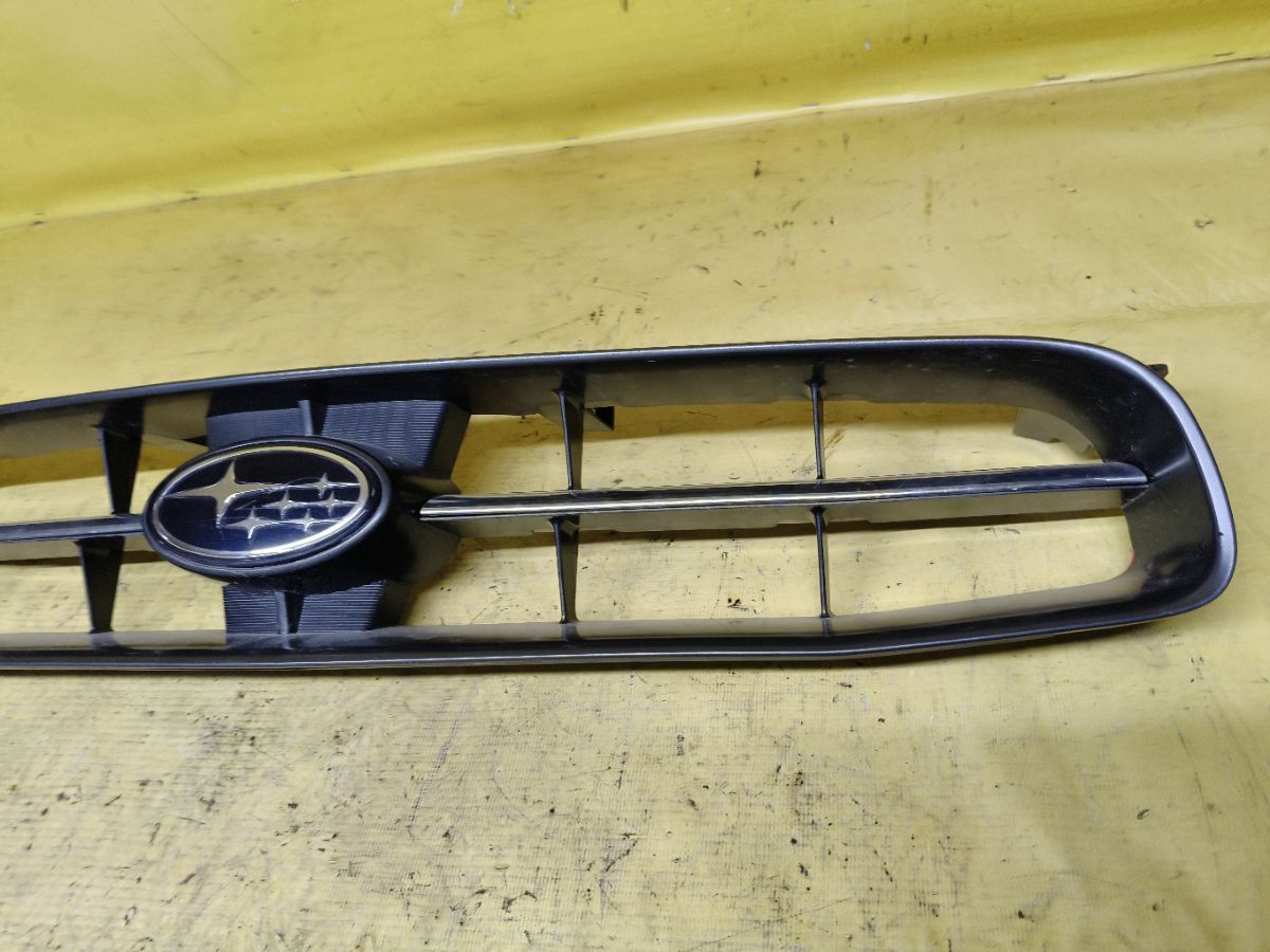 Решетка радиатора 91121-FE150 на Subaru Impreza Wagon GG3 Фото 3