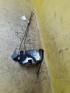 Замок двери на Nissan Tiida NC11 Фото 2