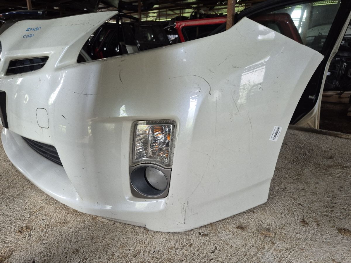 Бампер 04709 04709 на Toyota Prius ZVW30 Фото 7