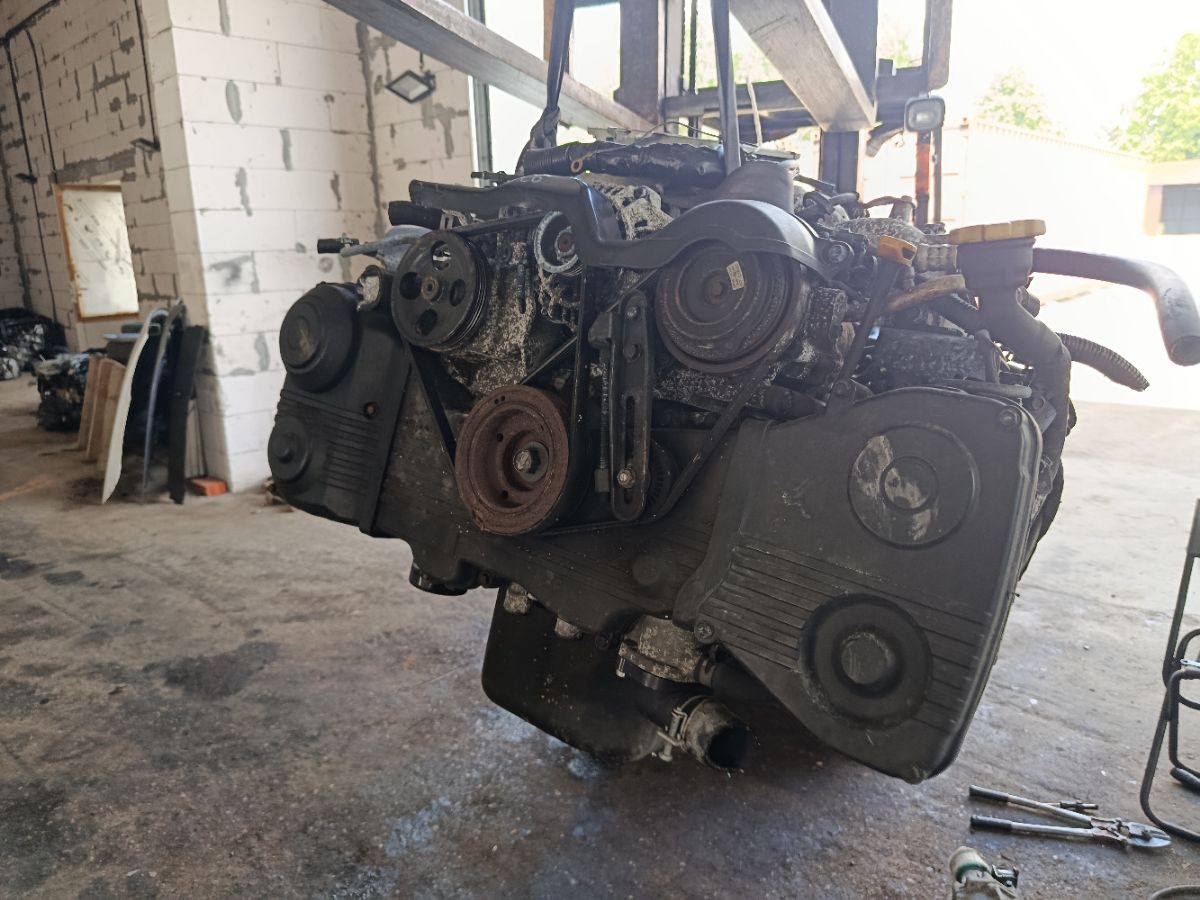 Двигатель на Subaru Legacy Wagon BH5 EJ204 Фото 4