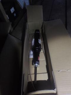 Стойка амортизатора KAYABA 341365, 24-111041, 30-H93-A, 313 523, 546303 E030, 546303 E300, 546303E020, 546303E021, 546303E023, 546303E024, CR-049FL-FY, CR9012 на Kia Sorento JC Фото 2