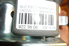 Тросик капота 82160-65D00 на Suzuki Escudo TA02W Фото 2