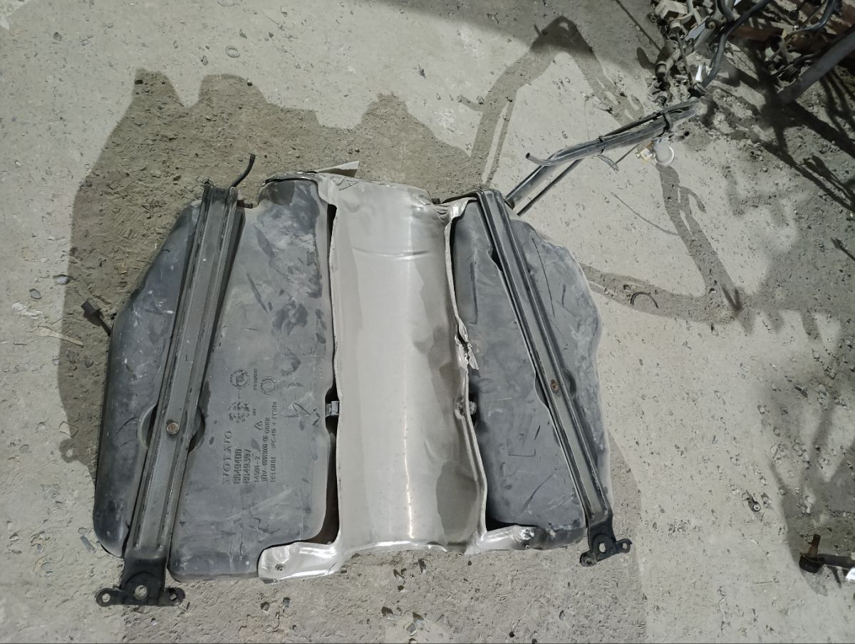 Бак топливный 30792701 на Volvo S60 I RS B5244T3 Фото 3