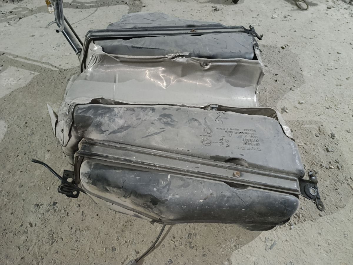 Бак топливный 30792701 на Volvo S60 I RS B5244T3 Фото 6