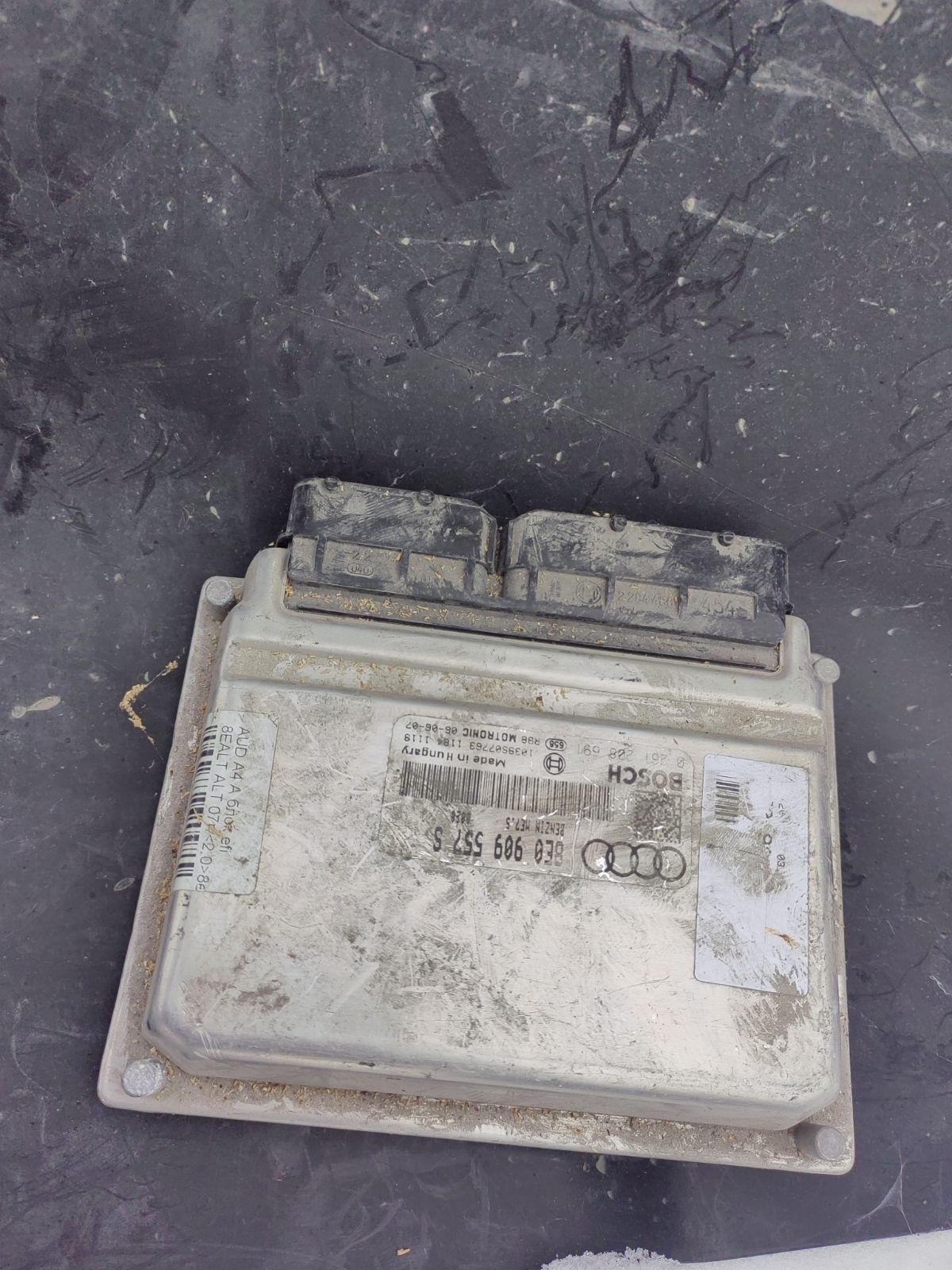 Блок EFI VAG VAG,8E0909557S, 0261208691, 8E0909557SX, 8E0990990B на Audi A4 Avant 8E ALT Фото 4