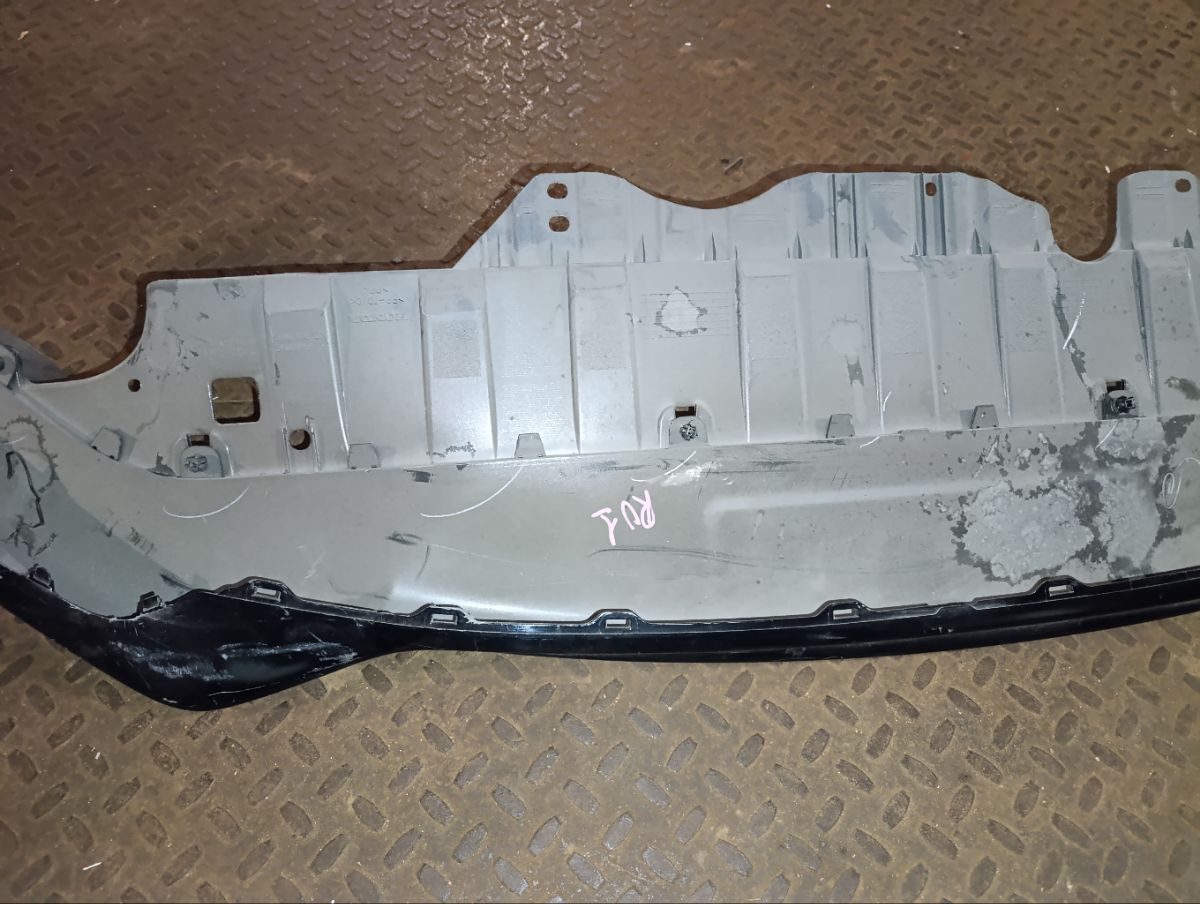 Бампер 71102-T7A-J0/1/2 на Honda Vezel RU1 Фото 11