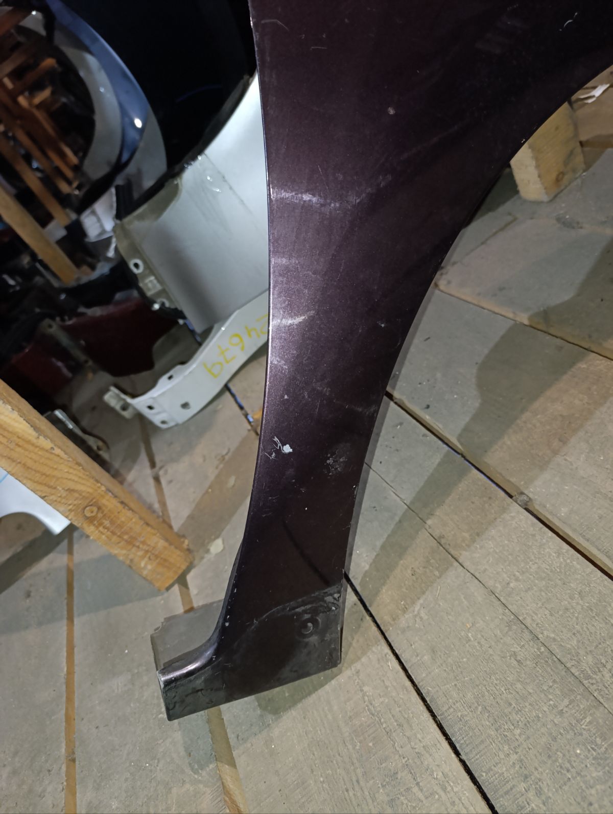 Крыло переднее на Subaru Trezia NSP120X Фото 8