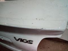 Крышка багажника на Toyota Vios NCP42 Фото 5