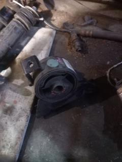 Подушка двигателя на Mazda Premacy CP8W FP-DE Фото 4