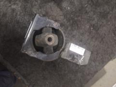 Подушка двигателя на Toyota Noah AZR60G 1AZ-FSE Фото 3
