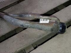 Заливная горловина топливного бака 77201-32150 на Toyota Camry SV41 3S-FE Фото 9