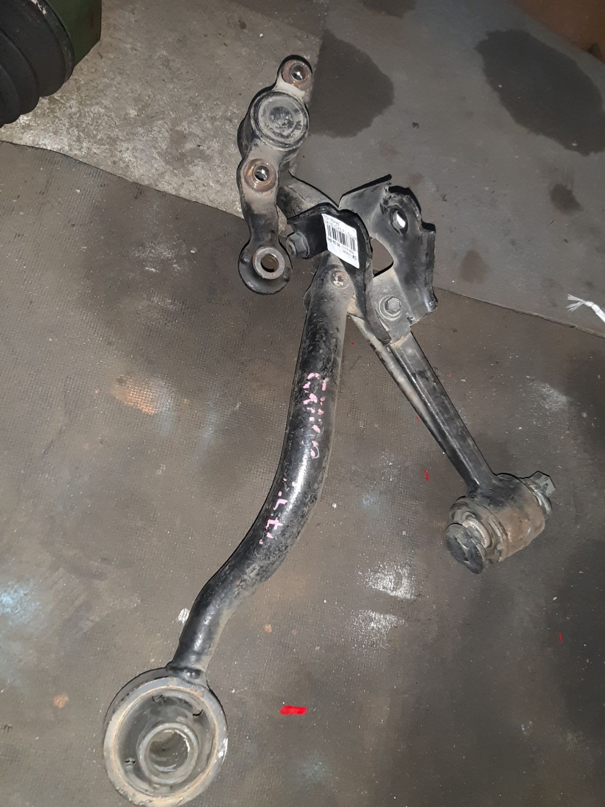 Рычаг 48069-22130, 48069-22140, UQ-075-3292 на Toyota GX100 1G-FE Фото 2