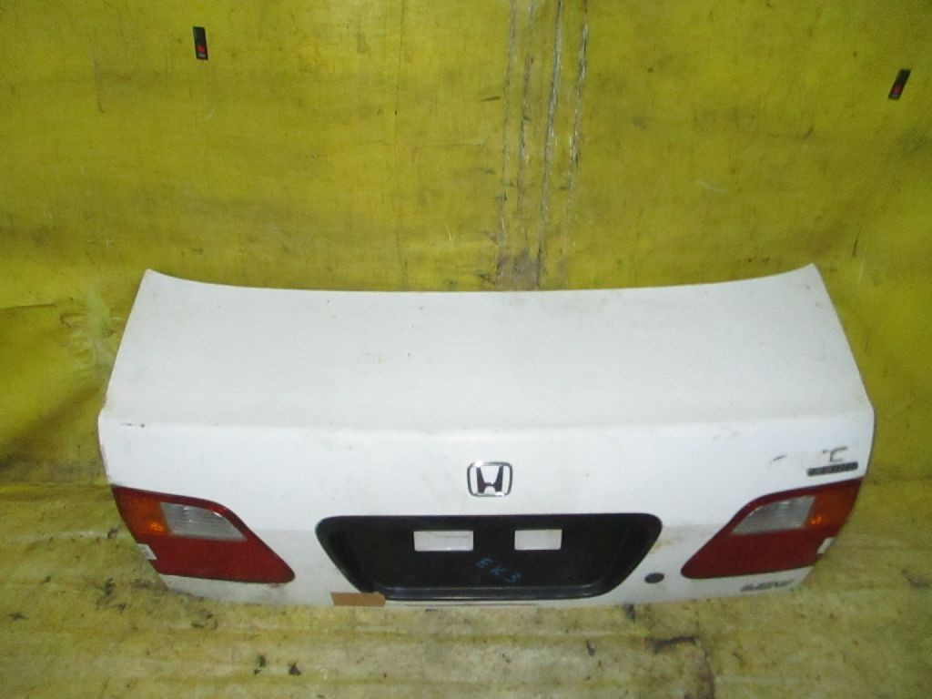 Крышка багажника R2243 на Honda Civic Ferio EK3 Фото 1