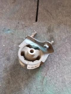 Подушка двигателя 12371-21120 на Toyota Wish ZNE14G 1ZZ-FE Фото 3