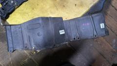 Защита двигателя 53876-32060/53734-32040 на Toyota Opa ACT10 1AZ-FSE Фото 2