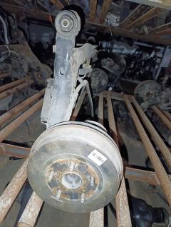 Балка подвески на Toyota Gaia ACM10G 1AZ-FSE Фото 4