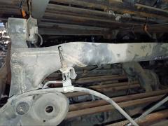 Балка подвески на Toyota Gaia ACM10G 1AZ-FSE Фото 8