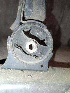 Балка под ДВС 51204-20110, 51204-20111 на Toyota Gaia ACM10G 1AZ-FSE Фото 4