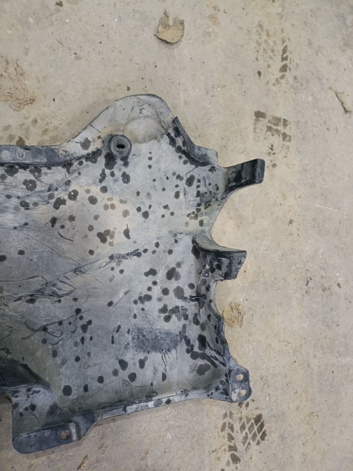 Защита двигателя A2045240730 на Mercedes-Benz C-Class W204.041 271.950 Фото 18