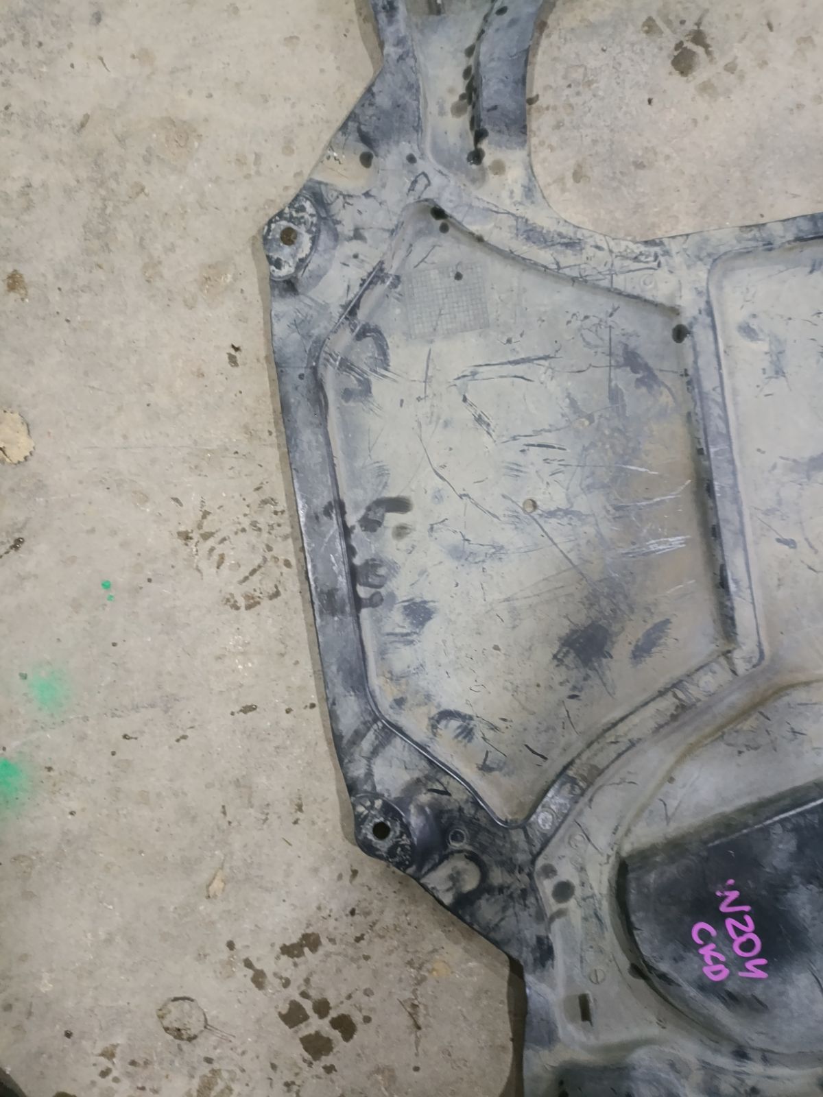 Защита двигателя A2045240730 на Mercedes-Benz C-Class W204.041 271.950 Фото 28