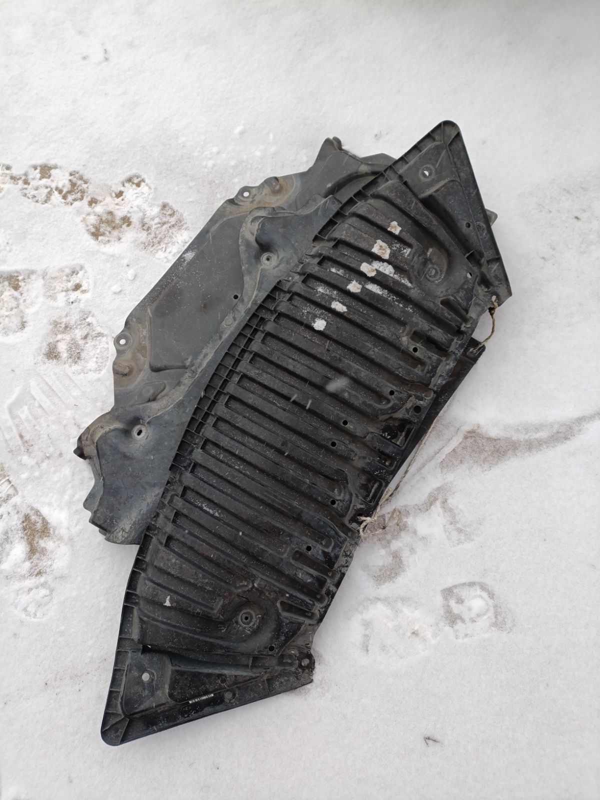 Защита двигателя A2045240730 на Mercedes-Benz C-Class W204.041 271.950 Фото 31