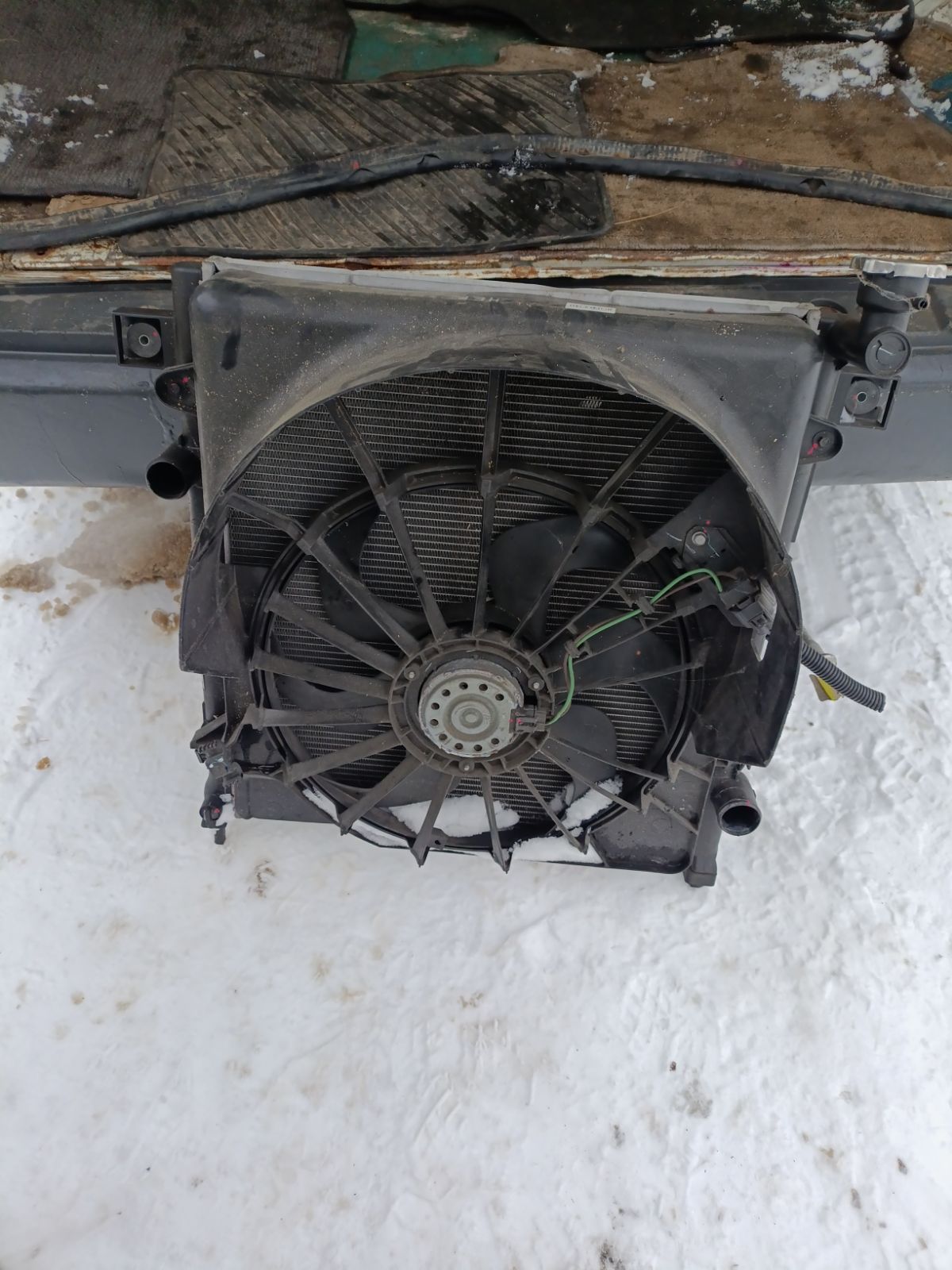 Радиатор ДВС 105052, 107219, 21002053, 32318503, 3411081, 3411081K, 37703, 61035, 68033227AA, ARD1000, CU13071, DCM2121, GD7675B, JE2053, K68033227AA, PRD1000, TD-036-13071-26 на Jeep Cherokee KK EKG Фото 10