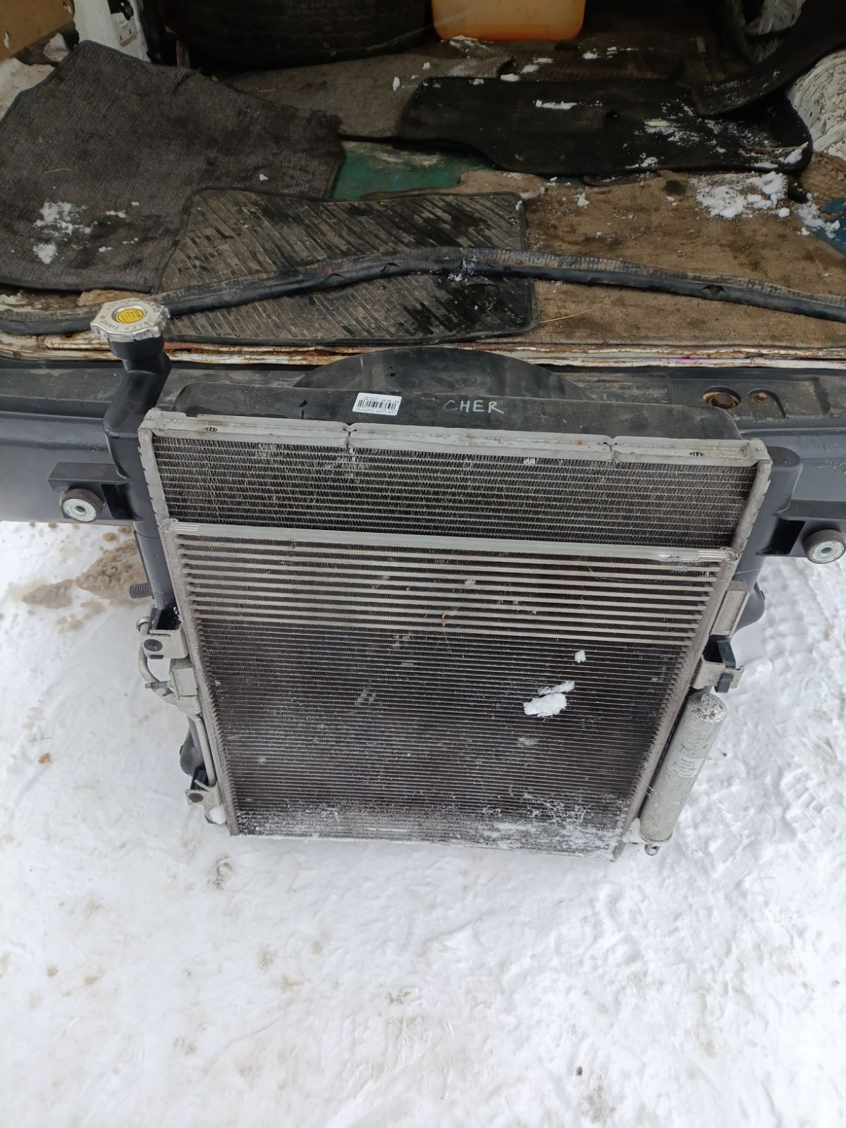 Радиатор ДВС 105052, 107219, 21002053, 32318503, 3411081, 3411081K, 37703, 61035, 68033227AA, ARD1000, CU13071, DCM2121, GD7675B, JE2053, K68033227AA, PRD1000, TD-036-13071-26 на Jeep Cherokee KK EKG Фото 12