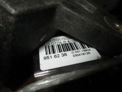 Подушка двигателя на Honda Civic EU3 D17A Фото 3