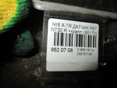 Датчик регулировки наклона фар на Nissan X-Trail NT30 Фото 3