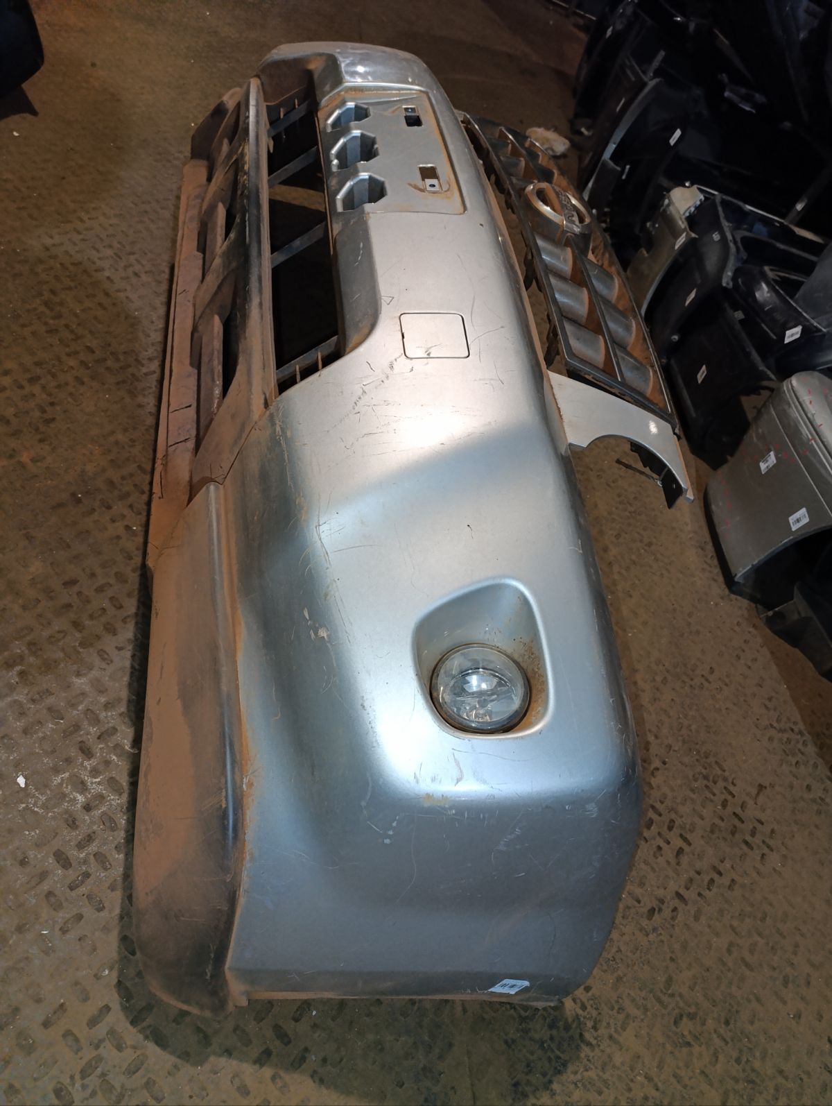 Бампер 02B2704 02B2704 на Nissan X-Trail NT31 Фото 12