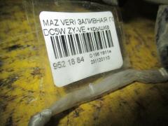 Заливная горловина топливного бака на Mazda Verisa DC5W ZY-VE Фото 4
