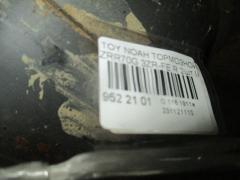 Тормозной диск на Toyota Noah ZRR70G 3ZR-FE Фото 3