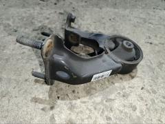 Подушка двигателя на Toyota Isis ANM10G 1AZ-FSE Фото 2