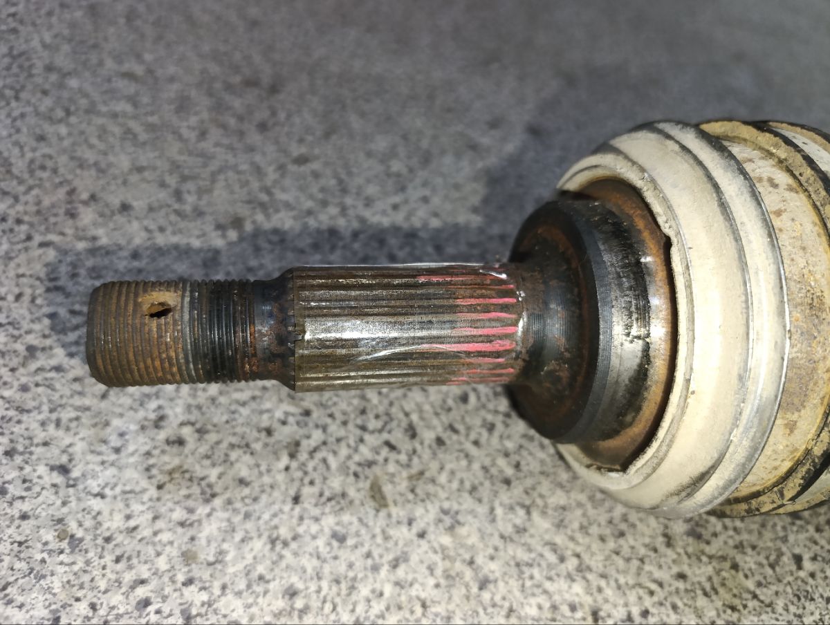 Привод на Toyota Sprinter Carib AE95G 4A-FE Фото 4