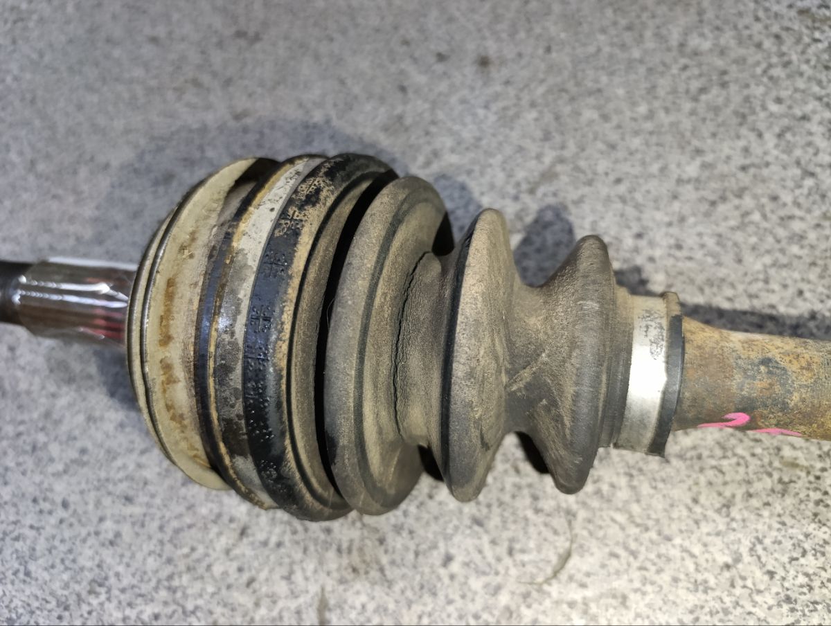 Привод на Toyota Sprinter Carib AE95G 4A-FE Фото 5