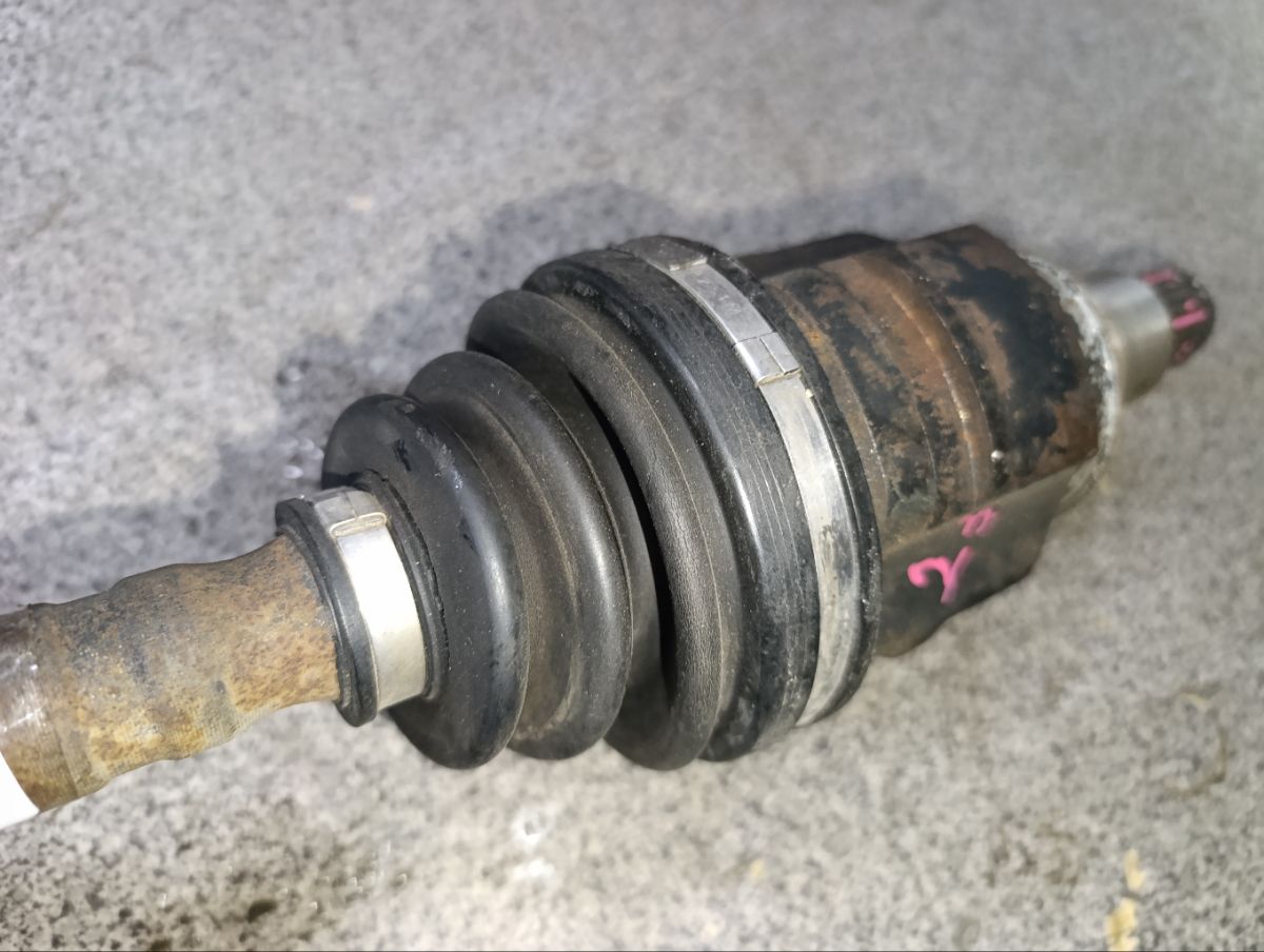 Привод на Toyota Sprinter Carib AE95G 4A-FE Фото 10